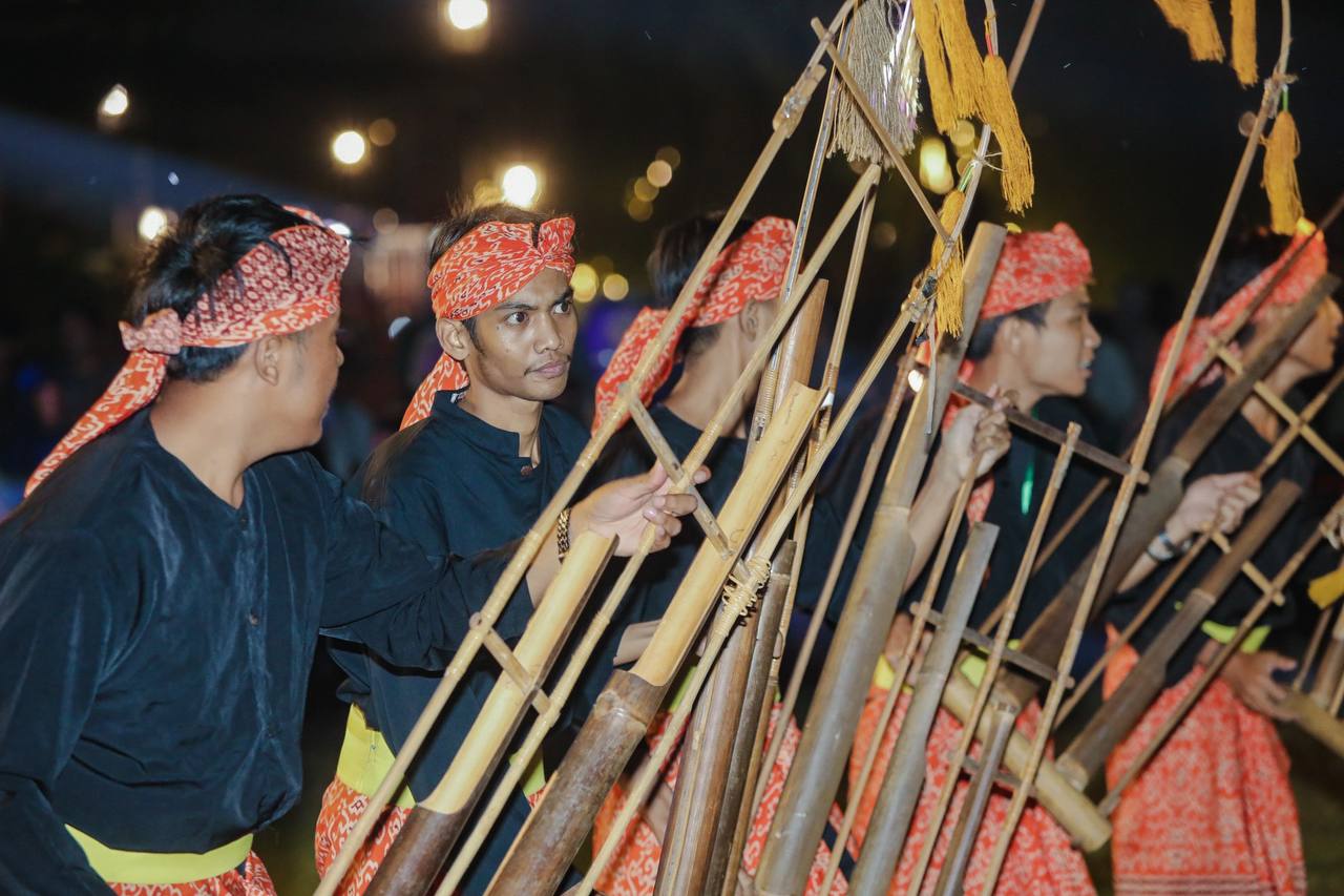 Festival Bandung Kota Angklung 2023 Meriah Berita Bandung