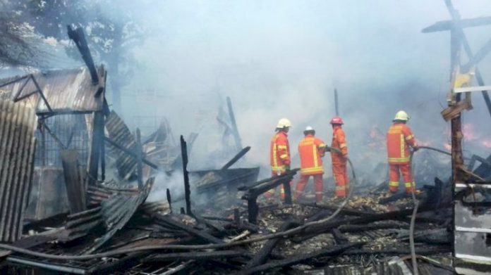 epanjang 2021, kasus kebakaran di Kota Bandung menurun rata-rata di 15 persen. (foto ilustrasi: merdeka.com)