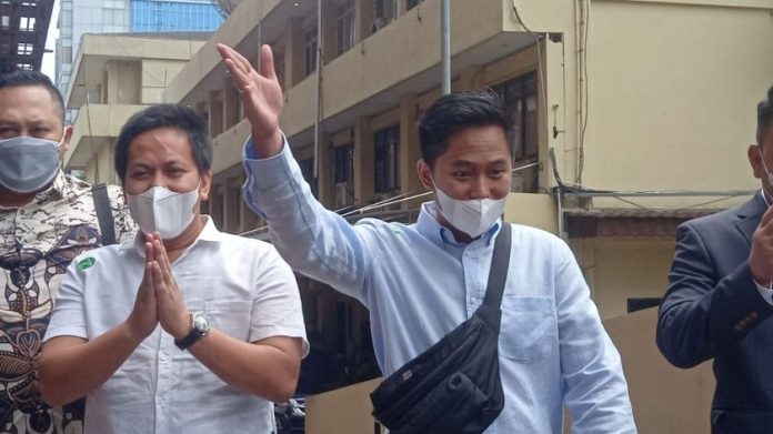 4017724296 Doni Salmanan Resmi Jadi Tersangka, Terancam Hukuman 20 Tahun Penjara