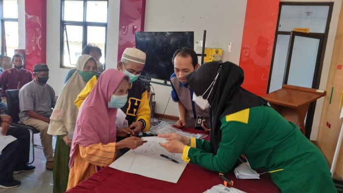 Progam Tali Asih Ramadhan, BAZNAS Kota Bandung Beri Santunan kepada 8.363 Penerima Manfaat