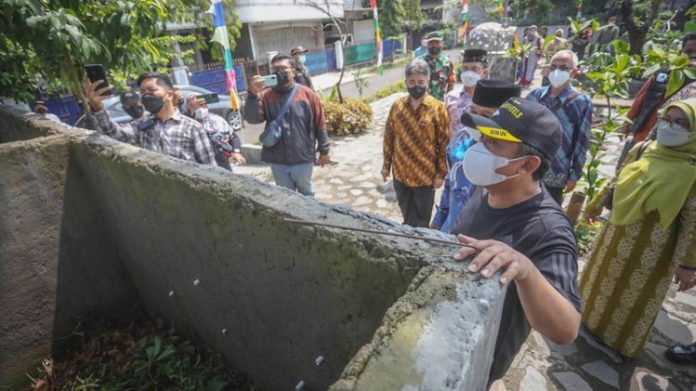 Wali Kota Yana Mulyana mengajak partisipasi seluruh elemen masyarakat untuk kolaborasi mengelola sampah di Kota Bandung. (humas bandung)