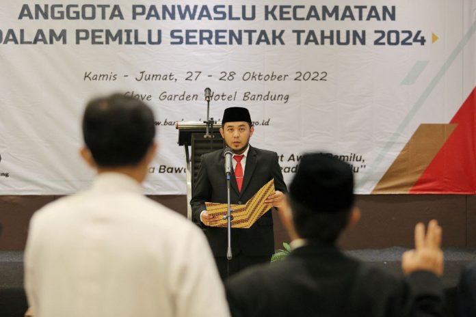 Anggota Panwaslu Kecamatan Dilantik, Yana Berharap Tingkat Partisipasi Naik