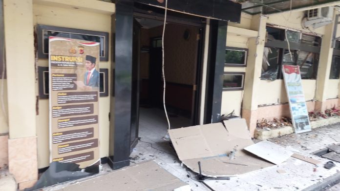 Ledakan di Polsek Astana Anyar Bandung, Diduga Bom Bunuh Diri