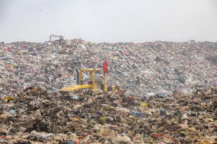 Sampah TPA Sarimukti Kecamatan Cipatat Kabupaten Bandung Barat (KBB).(dok/hmsktbdg)