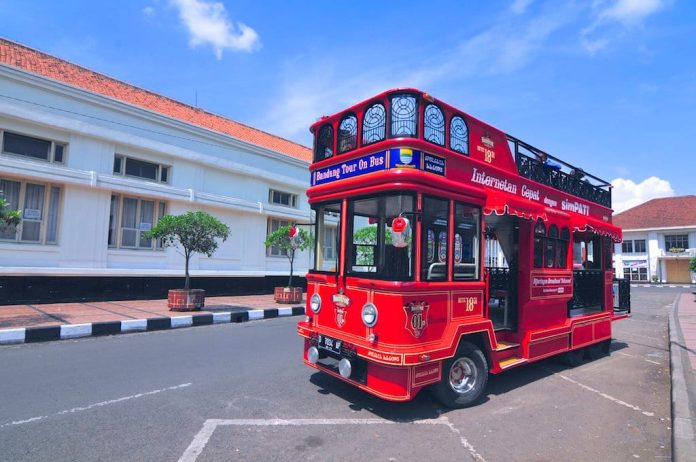 bus-bandros-Bandung